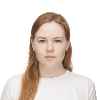 Head and shoulders image of Valeria Muraveva
