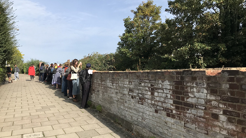 Peripatetic pedagogical practices: Interdisciplinary walking and mobile methods in Higher Education
