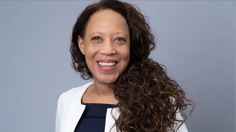 Portrait photo of Jenny Garrett OBE