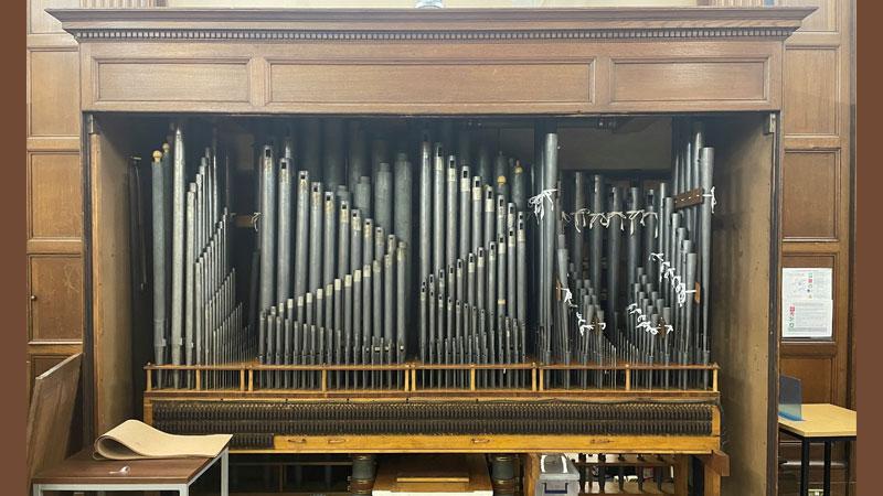 Restored-Fyvie-Hall-organ-pipes