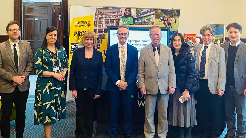 Photo of the Dongguk University delegation with Westminster colleagues