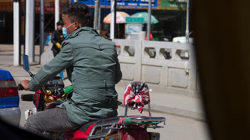 "Tibet 2013" by jaygoldman is licensed under CC BY-NC-SA 2.0