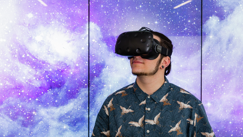 Student experiencing Virtual Reality