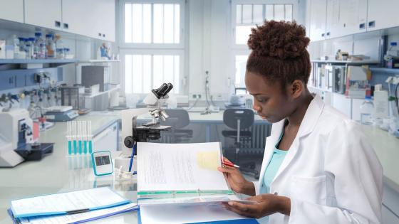 Close up of a researcher in a science laboratory