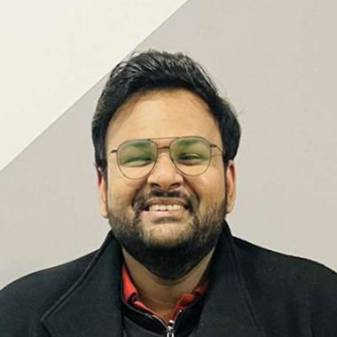 Headshot of Hardik Bansal