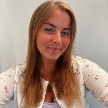 Head and shoulders image of Katrine Hansen