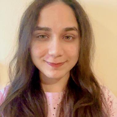 Head and shoulders image of Varinda Beri
